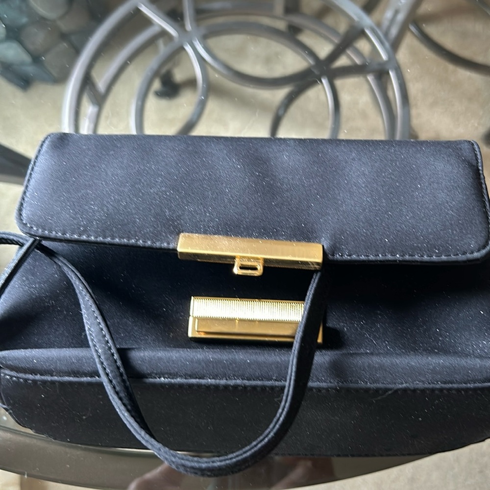 Small black purse with shoulder strap polyester, New never used